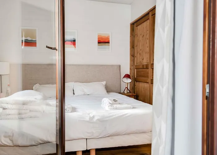 شقة In Mit Sonnigem Balkon Und Toller Aussicht By Interhome شامونكس