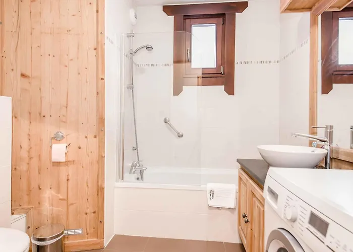 شقة In Mit Sonnigem Balkon Und Toller Aussicht By Interhome *